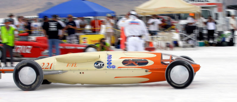 Illustration for article titled Racers Finally Storm The Bonneville Salt Flats Again And It Looks Incredible